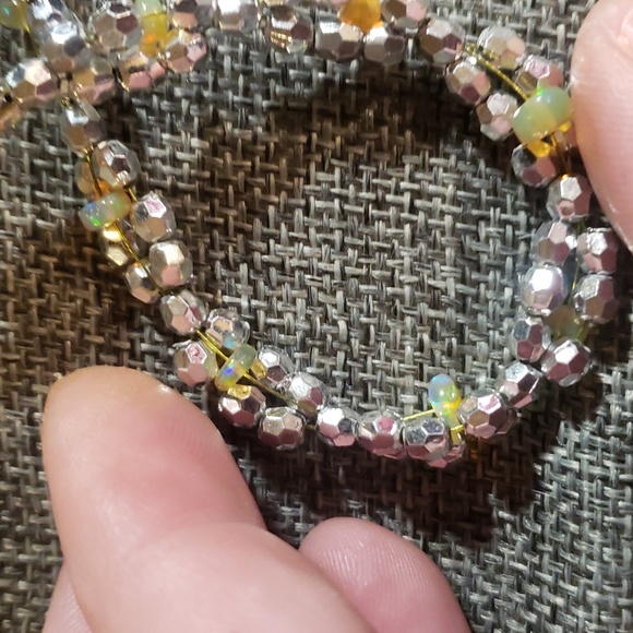 Opals Ethiopian fire 🔥 with 925 clasp - Picture 3 of 9